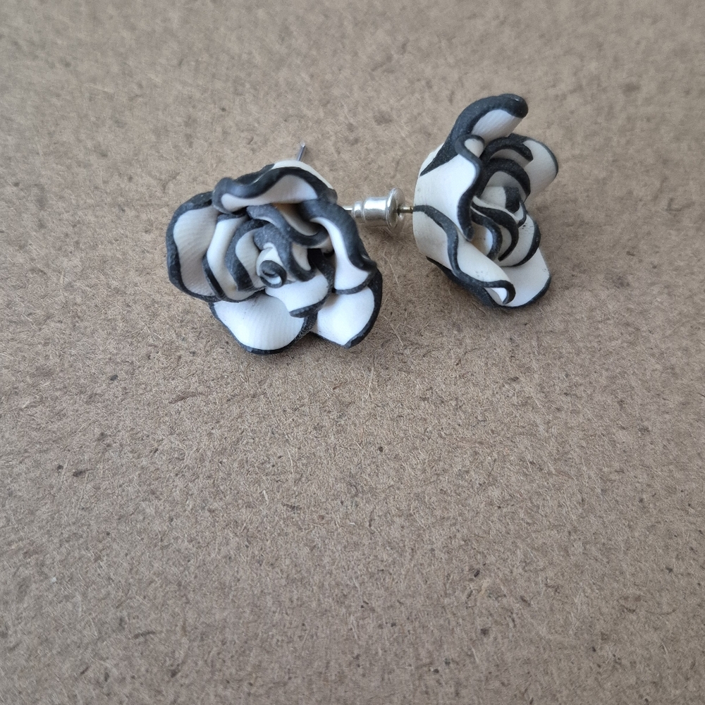 Black and White Rose Earrings